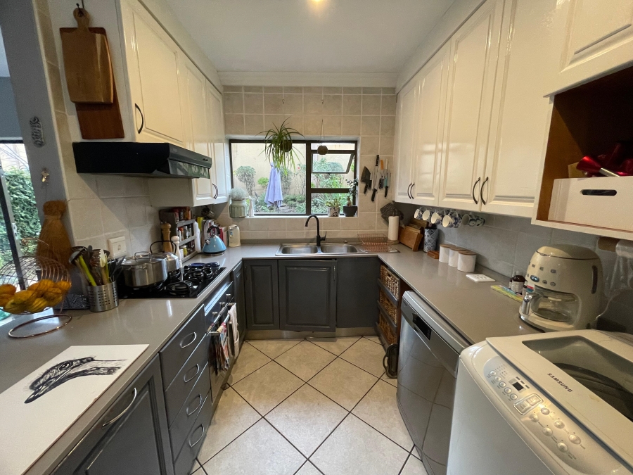 To Let 3 Bedroom Property for Rent in Birdwood Estate North West
